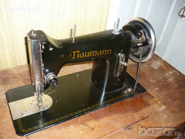 Старинна крачна шевна машина Науман , снимка 6 - Шевни машини - 15959236