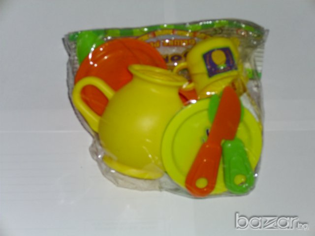 Пластмасови сервизи за мляко, кафе, чай - 3 комплекта, снимка 2 - Други - 6029546