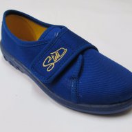 Български пантофи в синьо, снимка 1 - Бебешки обувки - 17677035