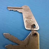 Ключ за стар мотор, снимка 2 - Антикварни и старинни предмети - 12381044