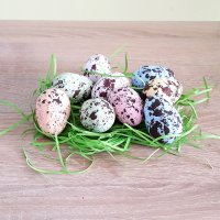 Великденски шарени яйца с тревичка в кутийка декорация украса за Великден, снимка 2 - Декорация за дома - 24875916