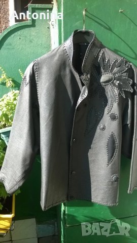ПРОДАВАМ Ръчно изработени костюми от естествена кожа