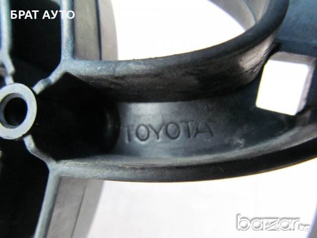 оригинална решетка за TOYOTA RAV 4 (2006-2009), снимка 2 - Части - 18597597