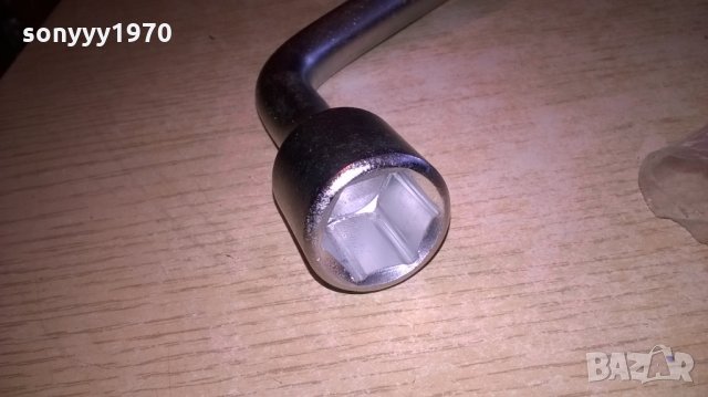 ЯК УСИЛЕН-ключ за гуми 17мм/19мм/21мм, снимка 3 - Аксесоари и консумативи - 24533267