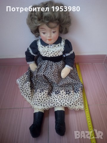Стара голяма керамична кукла