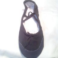 нови налични туфли за балет, гимнастика или танци(черни) за крак от 17 до 24 см., снимка 1 - Кецове - 9354674