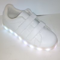 Детски маратонки LED (светещи), снимка 4 - Детски маратонки - 20270728