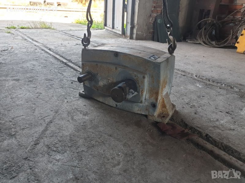 Редуктор РЦР 285, снимка 1