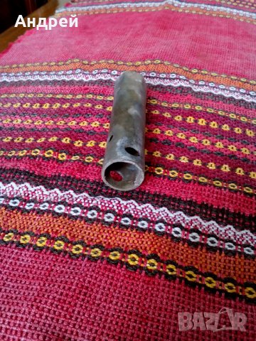 Стар ключ за автомобилни свещи Лада,ВАЗ, снимка 2 - Антикварни и старинни предмети - 23826572