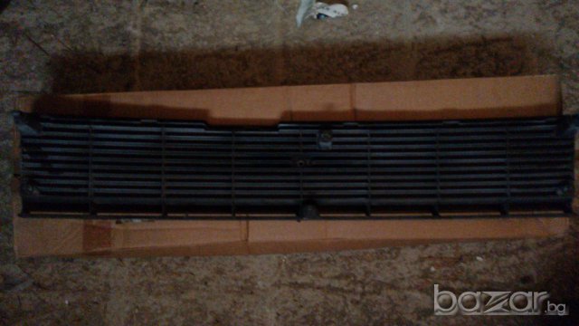 Оригинална предна решетка 5310112500 Корола/Corolla _E80_ 1983-1987, снимка 2 - Части - 16930168