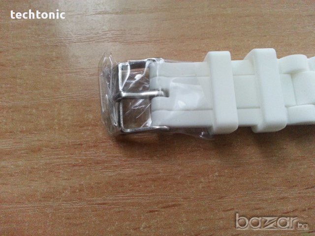 Дамски часовник Ив Роше Yves Rocher - нов, снимка 7 - Дамски - 12741806