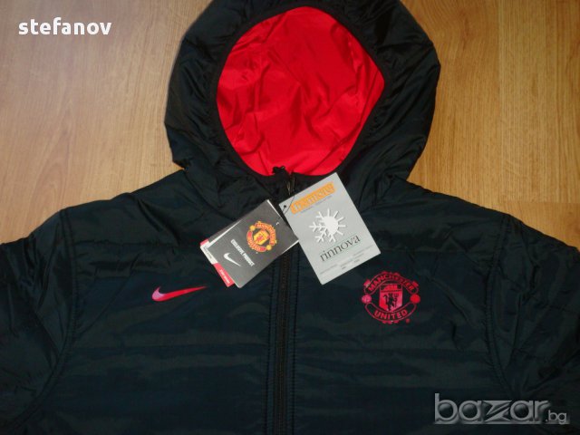 Футболно Яке Найк Манчестър Юнайтед НОВО с Две Лица Manchester United Nike Reversible Jacket NEW, снимка 5 - Спортна екипировка - 8923933