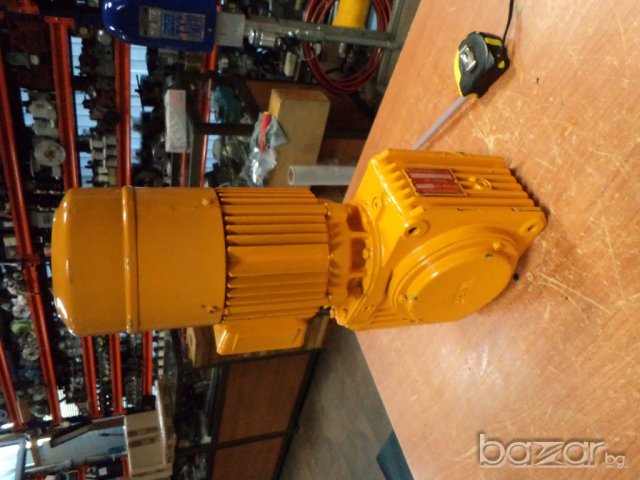 немски мотор-редуктор, снимка 4 - Резервни части за машини - 6052754