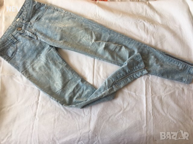 Дамски дънки Stradivarius, снимка 2 - Дънки - 24574848