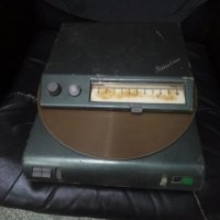 Много стара записваща машина, снимка 1 - Антикварни и старинни предмети - 21508992