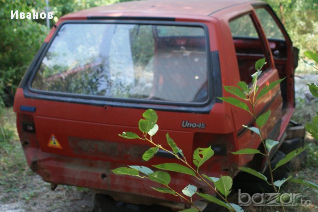Продавам Фиат Уно Мк 1 на части