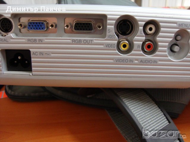 Проектор Panasonic PT-LB10E, снимка 4 - Плейъри, домашно кино, прожектори - 16382696