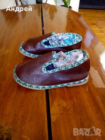 Стари детски пантофи,обувки, снимка 2 - Антикварни и старинни предмети - 23893643