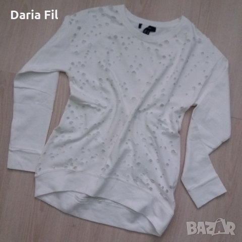 Бяла "накъсана" блуза с удължен гръб, снимка 2 - Блузи с дълъг ръкав и пуловери - 23745860