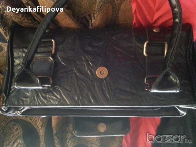 Черна дамска чанта -релефна и гладка кожа., снимка 2 - Чанти - 21332512