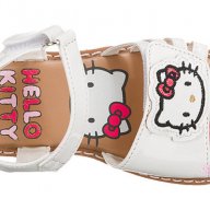 Сандали Sanrio Hello Kitty №25 и 27, снимка 4 - Детски сандали и чехли - 17789537