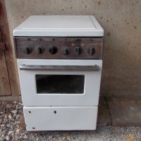 Ретро готварска емайлирана печка , снимка 1 - Печки, фурни - 23579132