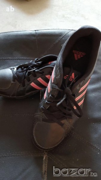 Дамски маратонки Адидас номер 40 в много добро състояние, снимка 1