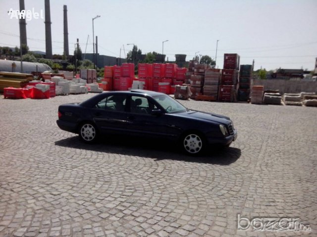 Mercedes E200, снимка 2 - Автомобили и джипове - 10589986