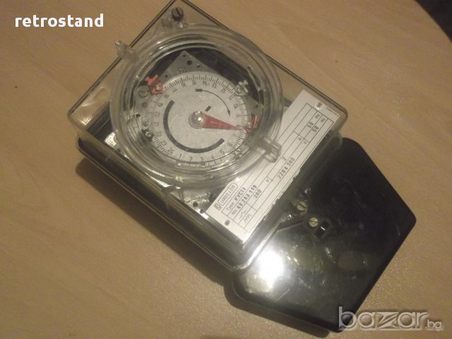 № 112 часовник-часовников тарифен превключвател LANDIS&GYR, снимка 2 - Ключове, контакти, щепсели - 11056557