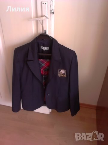  Униформи за Италианския лицей за момиче 5,6,7 клас, снимка 1 - Ученически пособия, канцеларски материали - 25860296