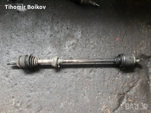 Полуоска дясна за Хонда Сивик 99г., снимка 1