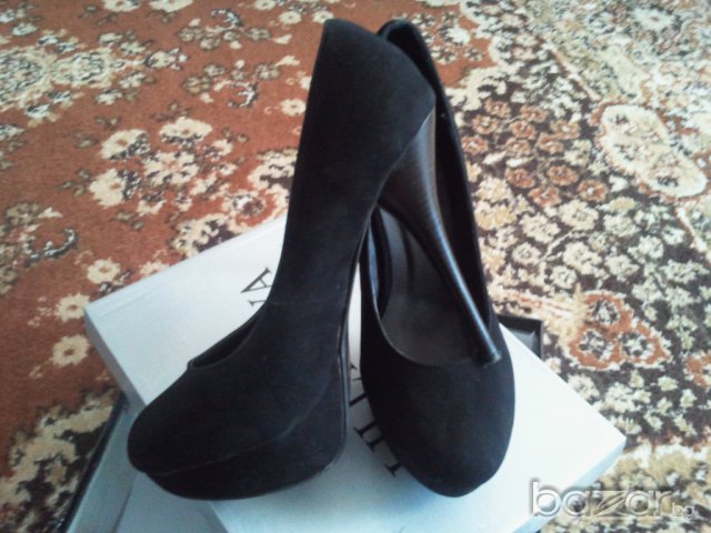 ВЕЛУРЕНИ ОБУВКИ, снимка 4 - Дамски обувки на ток - 5993696