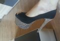 Уникални обувки от естествена кожа,  велур, снимка 1 - Дамски обувки на ток - 22648741