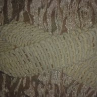 плетен шал, снимка 2 - Шалове - 15627336