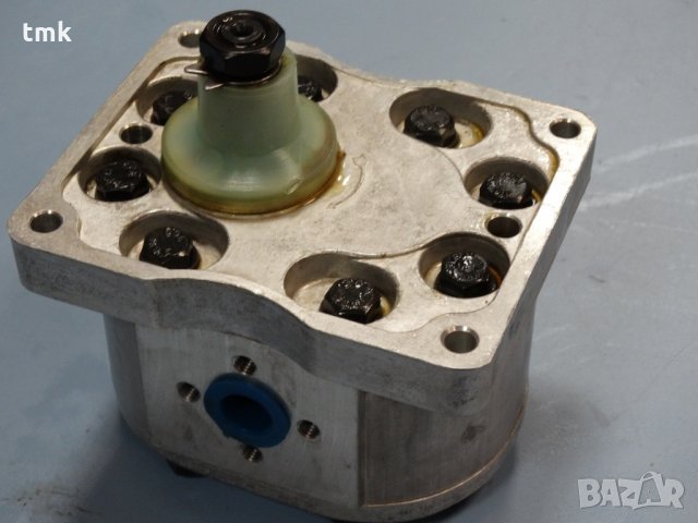 Хидравлична помпа C43X, снимка 4 - Резервни части за машини - 23521105