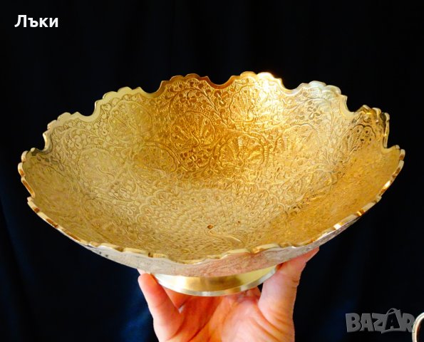 Бронзова фруктиера,салатиера с пауни,780 гр. 