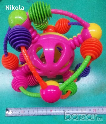 Голяма бебешка дрънкалка - топка с диаметър 20см, снимка 2 - Рисуване и оцветяване - 20042597