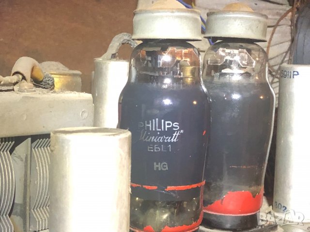 Старо радио Philips EROIKA 72W 925 Х !!!, снимка 10 - Антикварни и старинни предмети - 26016695