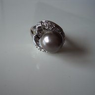 SALE Елегантен пръстен с централно разположена перла, снимка 2 - Пръстени - 18476191