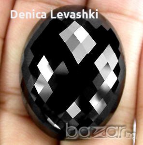 Естествен скъпоценен камън - черен шпинел, снимка 1