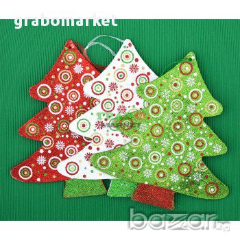 Украса за окачване  - елхичка. Изработена от шпертплат и декорирана с брокат. Размери: 23х21см. , снимка 1