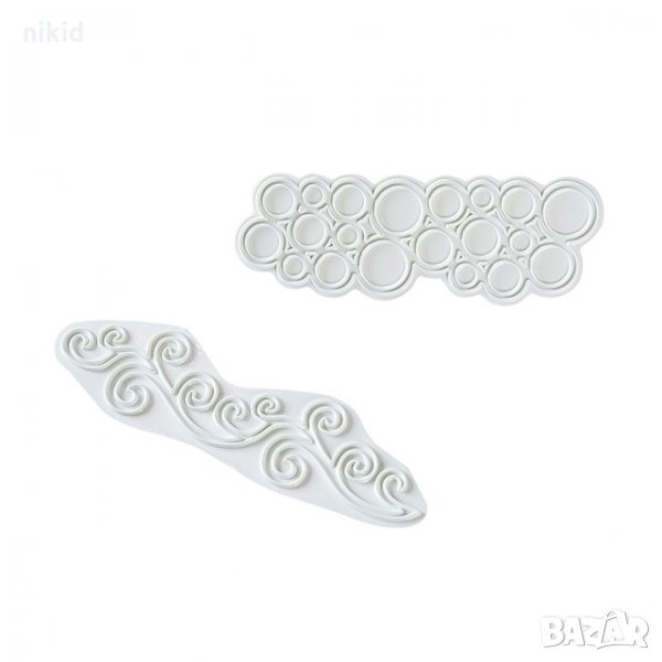 2 бр големи кръгчета и вълнички пластмасови релефни резци  за сладки бисквитки, снимка 1