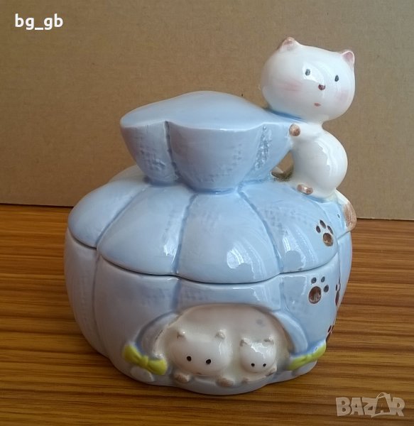 Стара порцеланова кутия, снимка 1