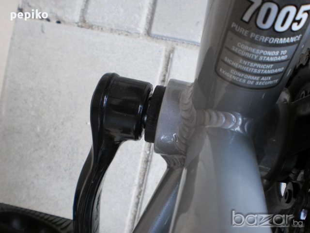 Продавам колела внос от Германия спортен велосипед Hellix модел 2013г алуминиев , снимка 10 - Велосипеди - 10138920