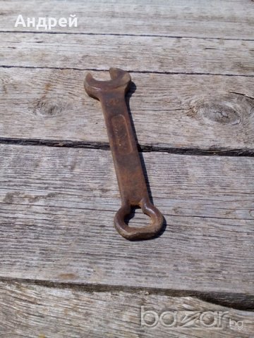Стар гаечен ключ, снимка 4 - Антикварни и старинни предмети - 18905000