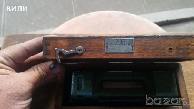 Машинен нивелир 0.02/1м, снимка 2 - Други машини и части - 19160820