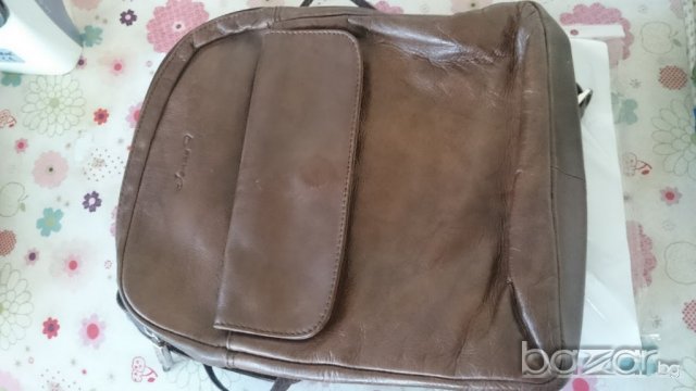 чанта естествена кожа тип раничка, снимка 2 - Спортна екипировка - 19610227