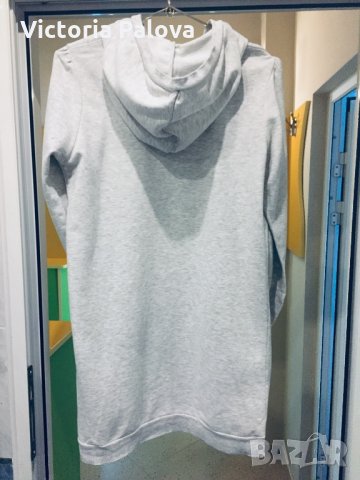 Тънък красив памучен суитчър