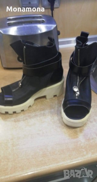 Намаление високи сандали Радис естествена кожа, снимка 1