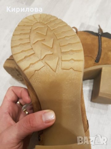 Дамски боти от естествен велур, снимка 4 - Дамски боти - 24046250